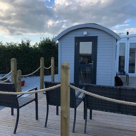 Estuary View - Cosy Shepherds Hut คิงส์บริดจ์ ภายนอก รูปภาพ